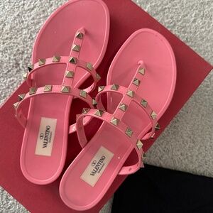 Valentino pink jelly sandals